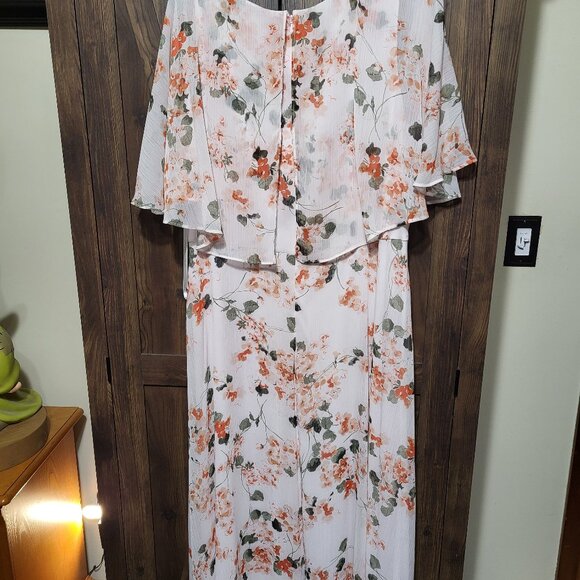 Calvin Klein Plus Size Floral-Print Flutter-Sleeve Maxi Dress - Picture 1 of 6